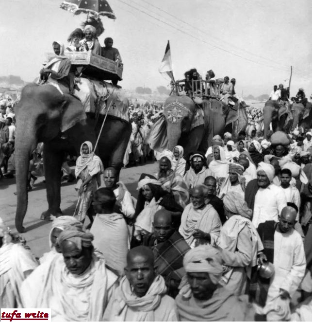 1954 में हुए कुंभ में भगदड़ मचने से 800 से ज़्यादा लोगों की मौत हो गई थी.